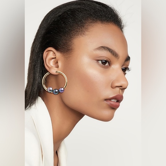 πΊπHPππΊ NWT Cult Gaia Leonie Freshwater Black Pearl Earrings - Picture 10 of 16